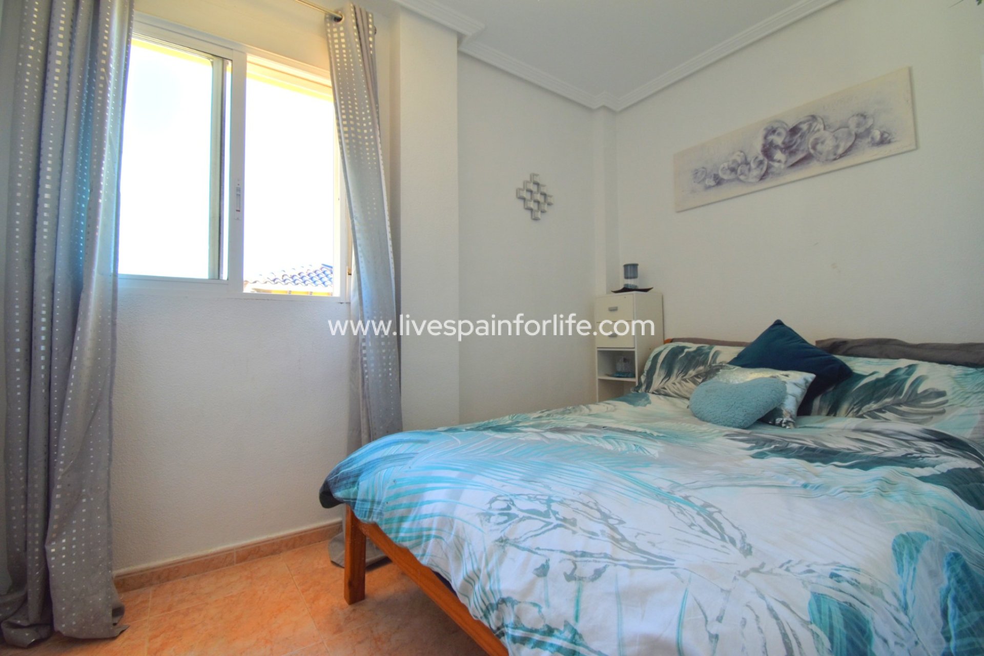  -  -
Orihuela Costa - Playa Flamenca