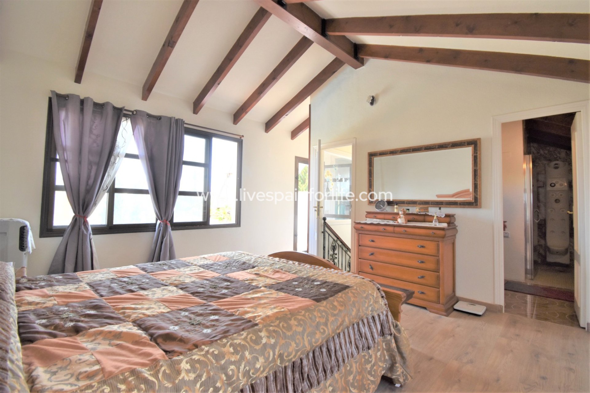  -  -
Orihuela Costa - Villamartin