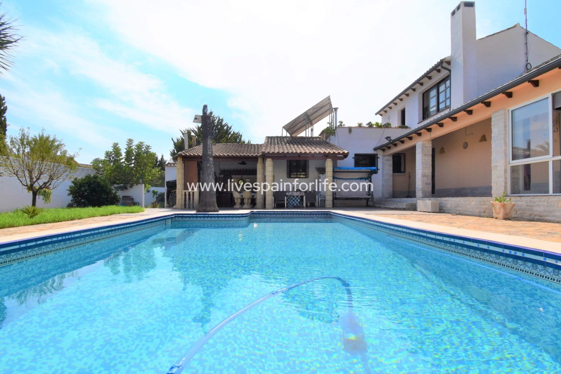  -  -
Orihuela Costa - Villamartin