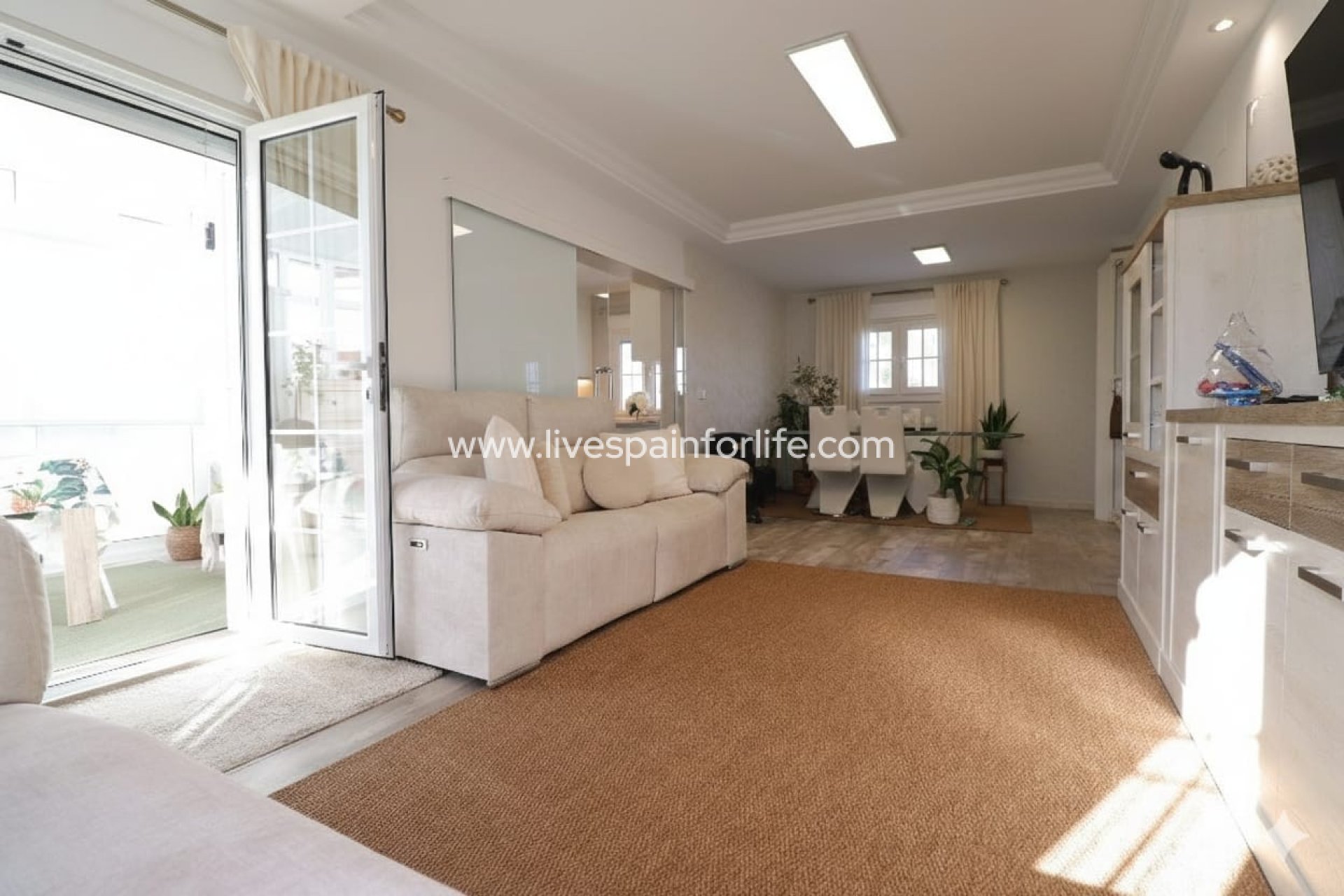  -  -
Orihuela Costa - Villamartin