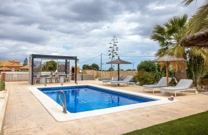 Plattelandswoning -  - Albatera -
                    Albatera