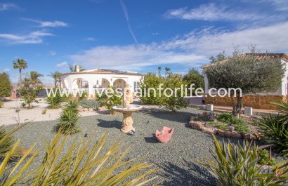 Plattelandswoning - Herverkoop - Alicante -
                    Alicante