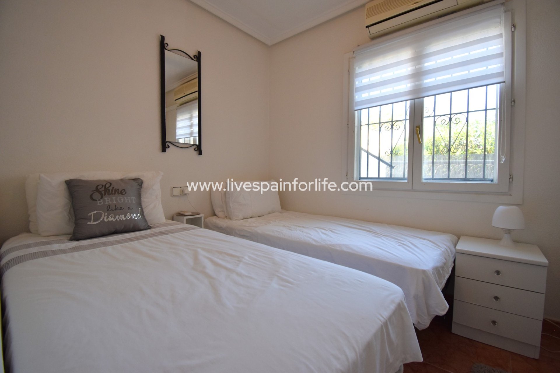  - Quad Villa -
Orihuela Costa - Playa Flamenca