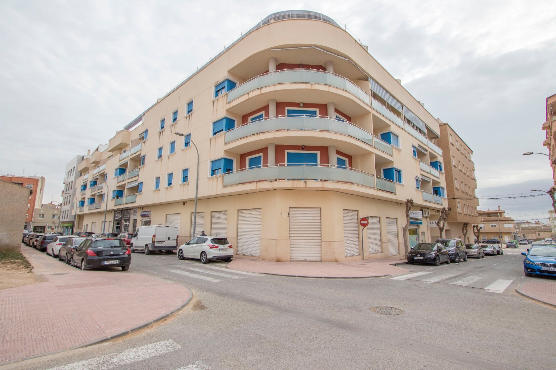 Resale - Apartments -
Albatera
