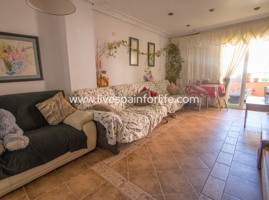 Resale - Apartments -
Albatera