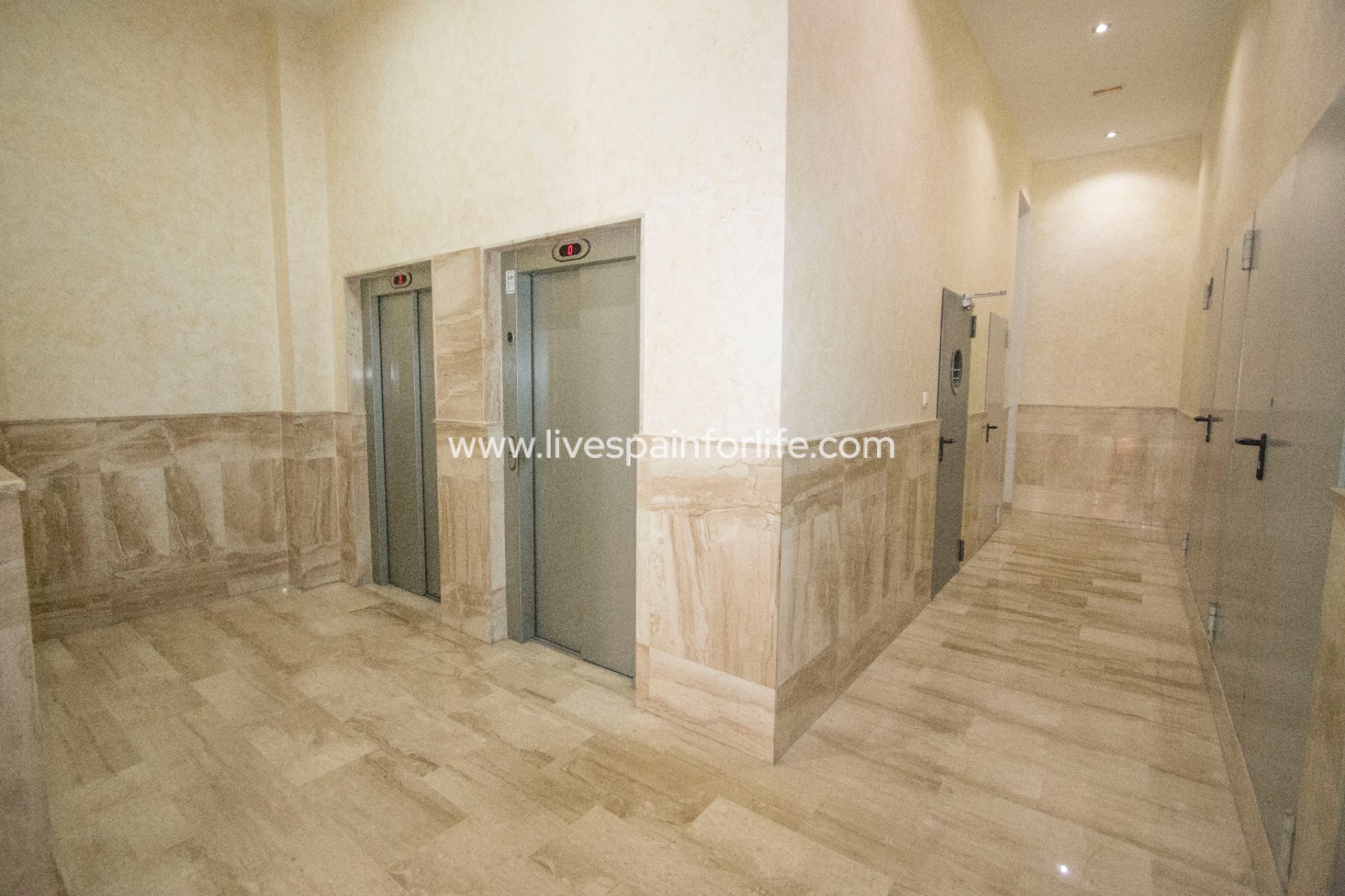 Resale - Apartments -
Albatera