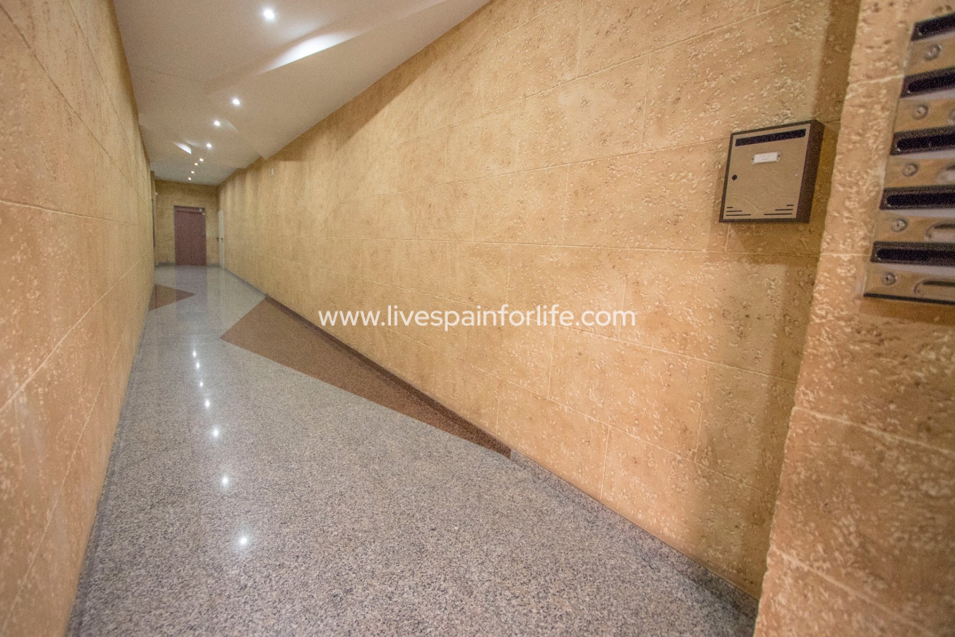 Resale - Apartments -
Albatera