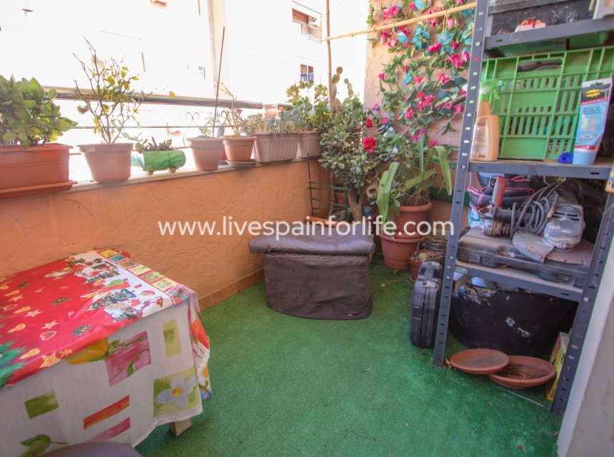 Resale - Apartments -
Albatera