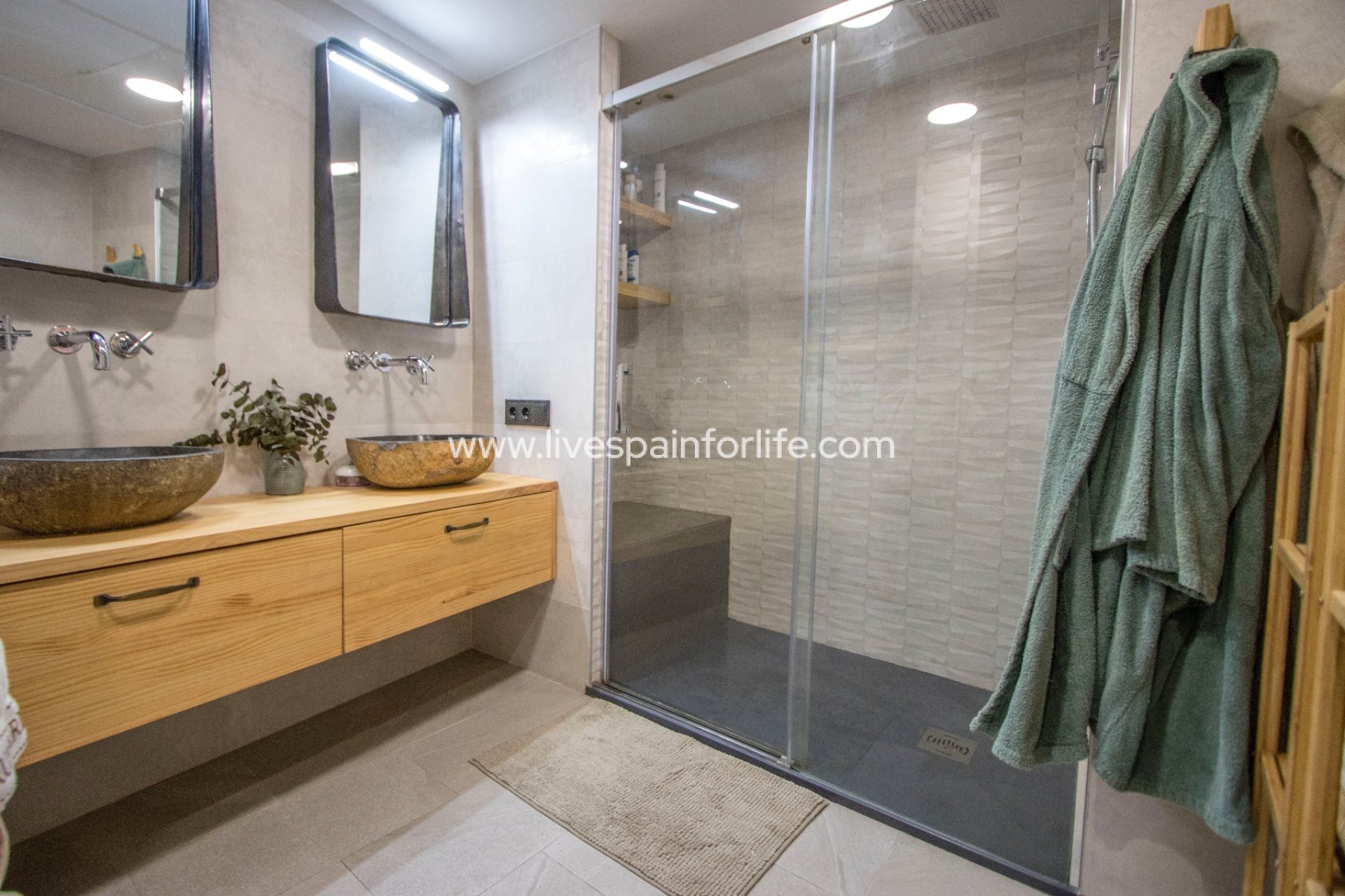 Resale - Apartments -
Albatera