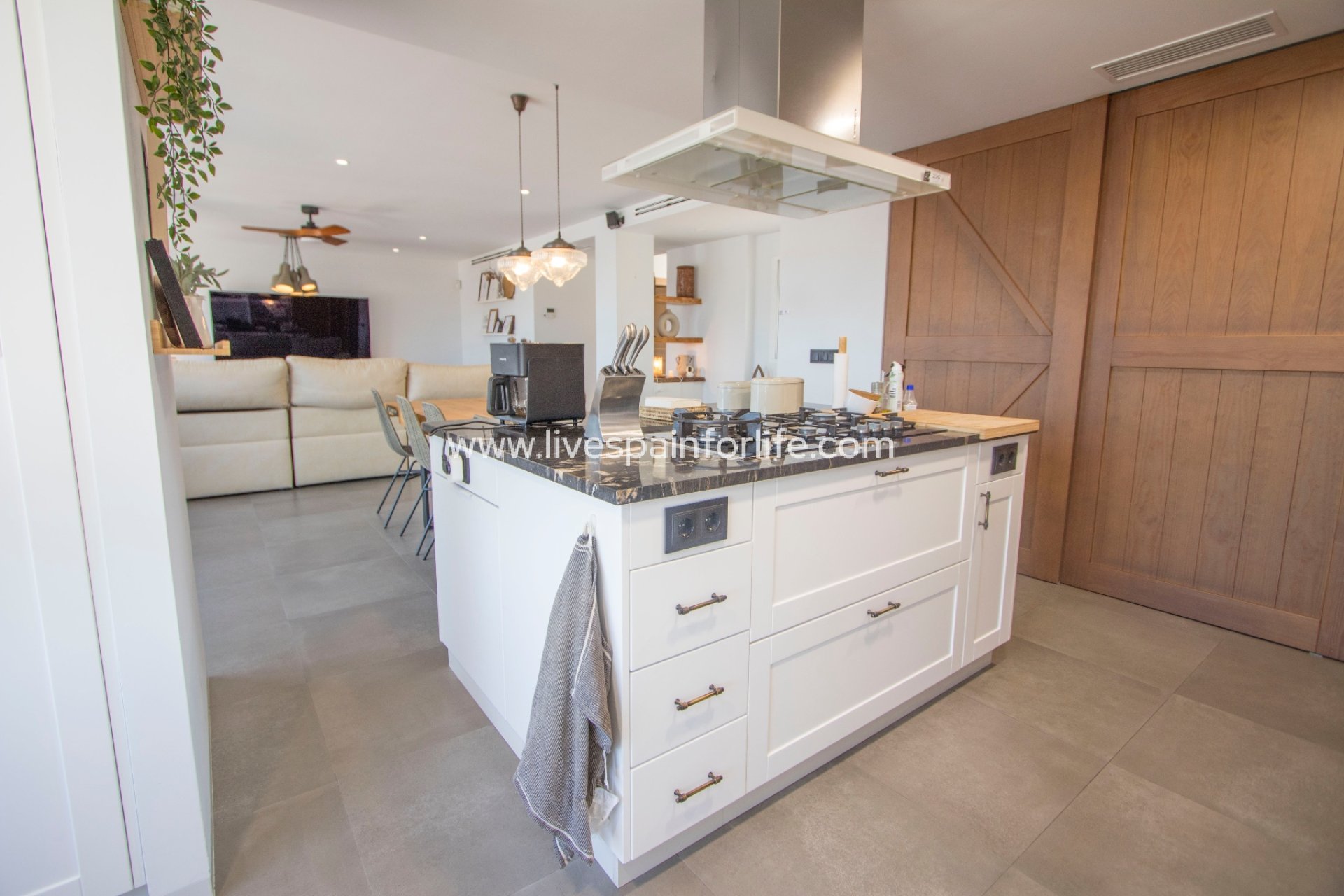 Resale - Apartments -
Albatera