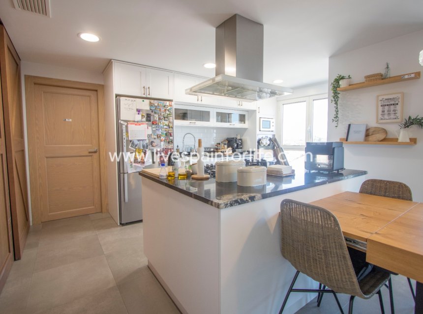 Resale - Apartments -
Albatera