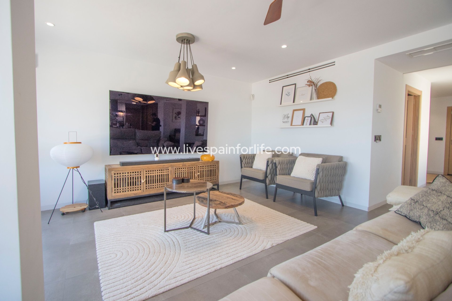 Resale - Apartments -
Albatera