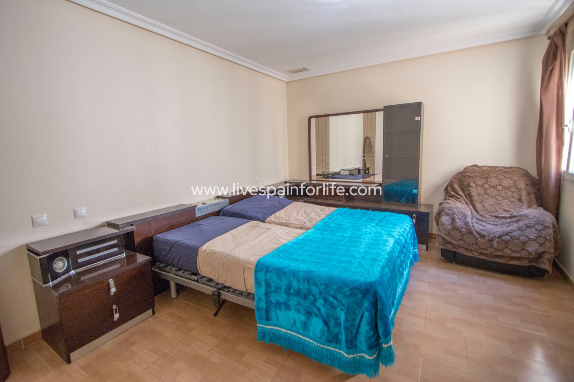 Resale - Apartments -
Albatera