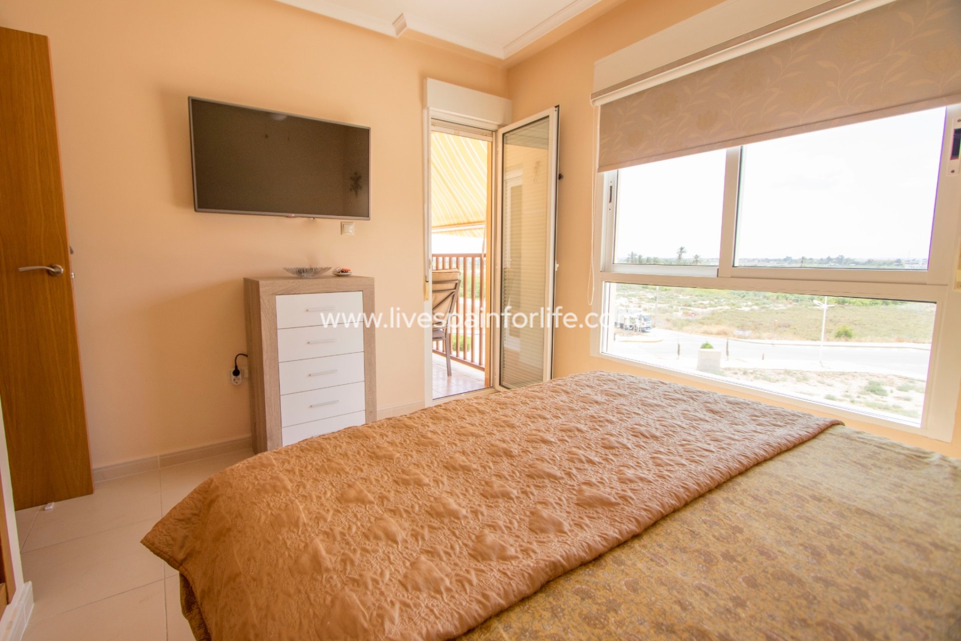 Resale - Apartments -
Albatera