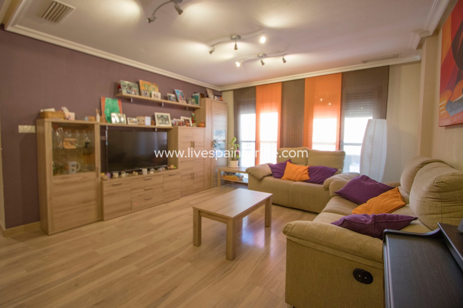 Resale - Apartments -
Albatera