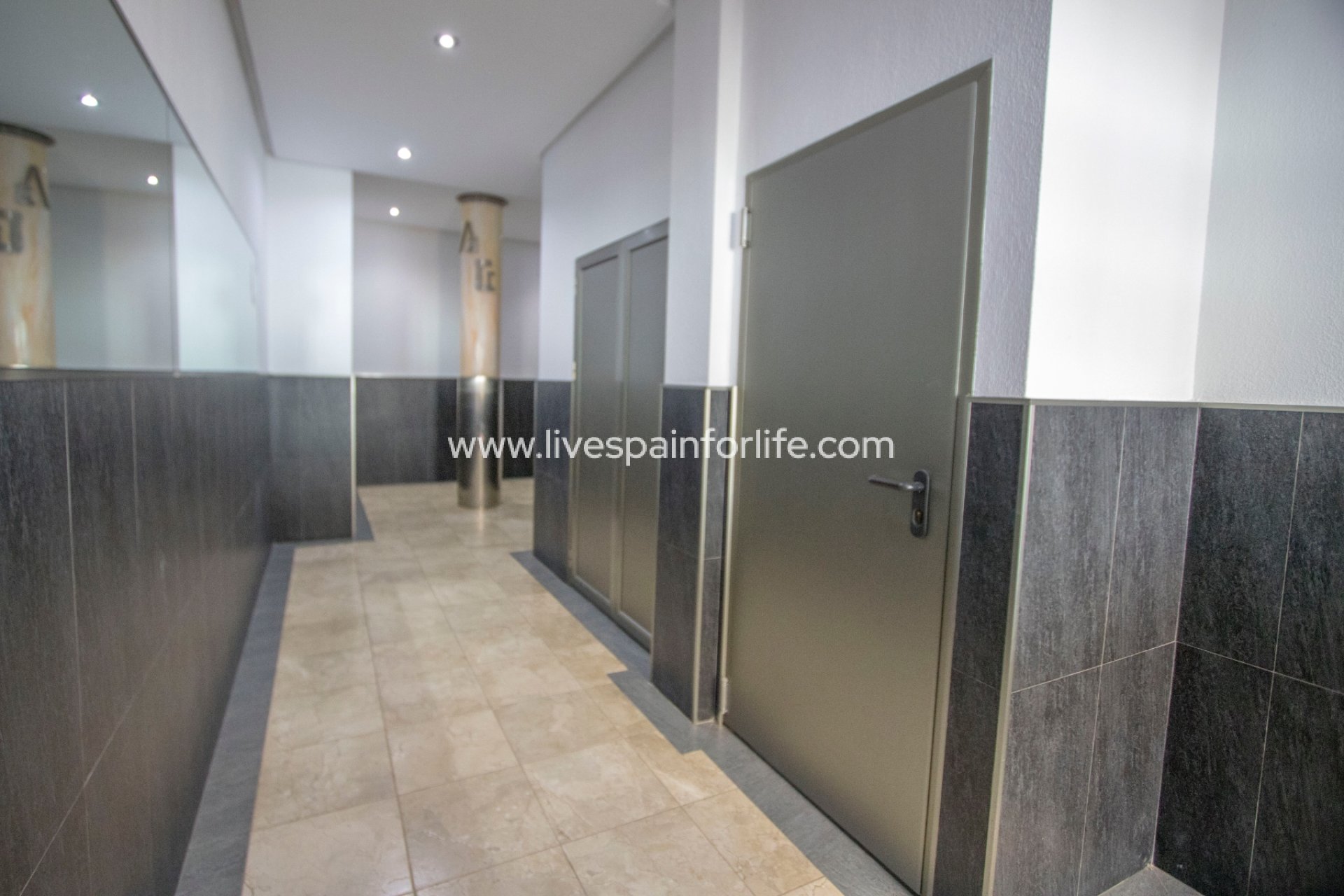 Resale - Apartments -
Albatera