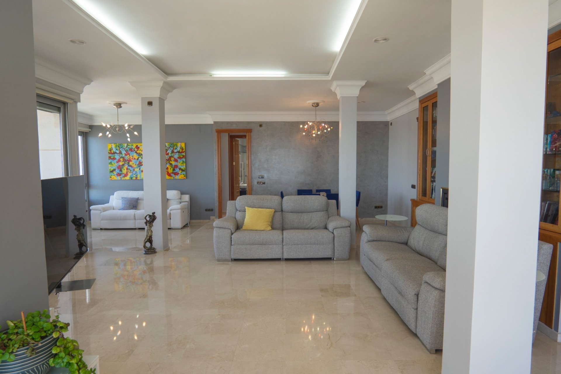 Resale - Apartments -
Benidorm