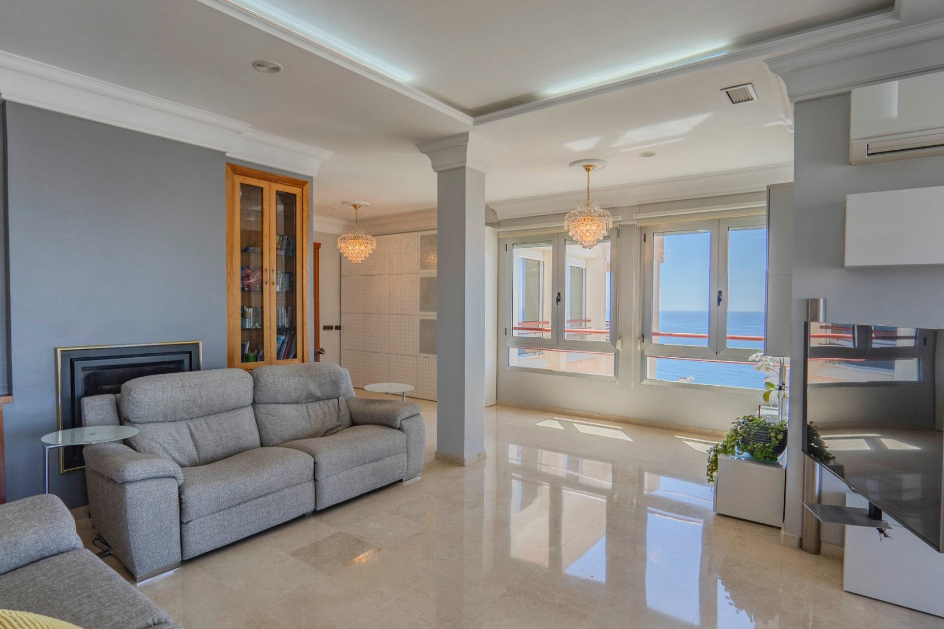 Resale - Apartments -
Benidorm