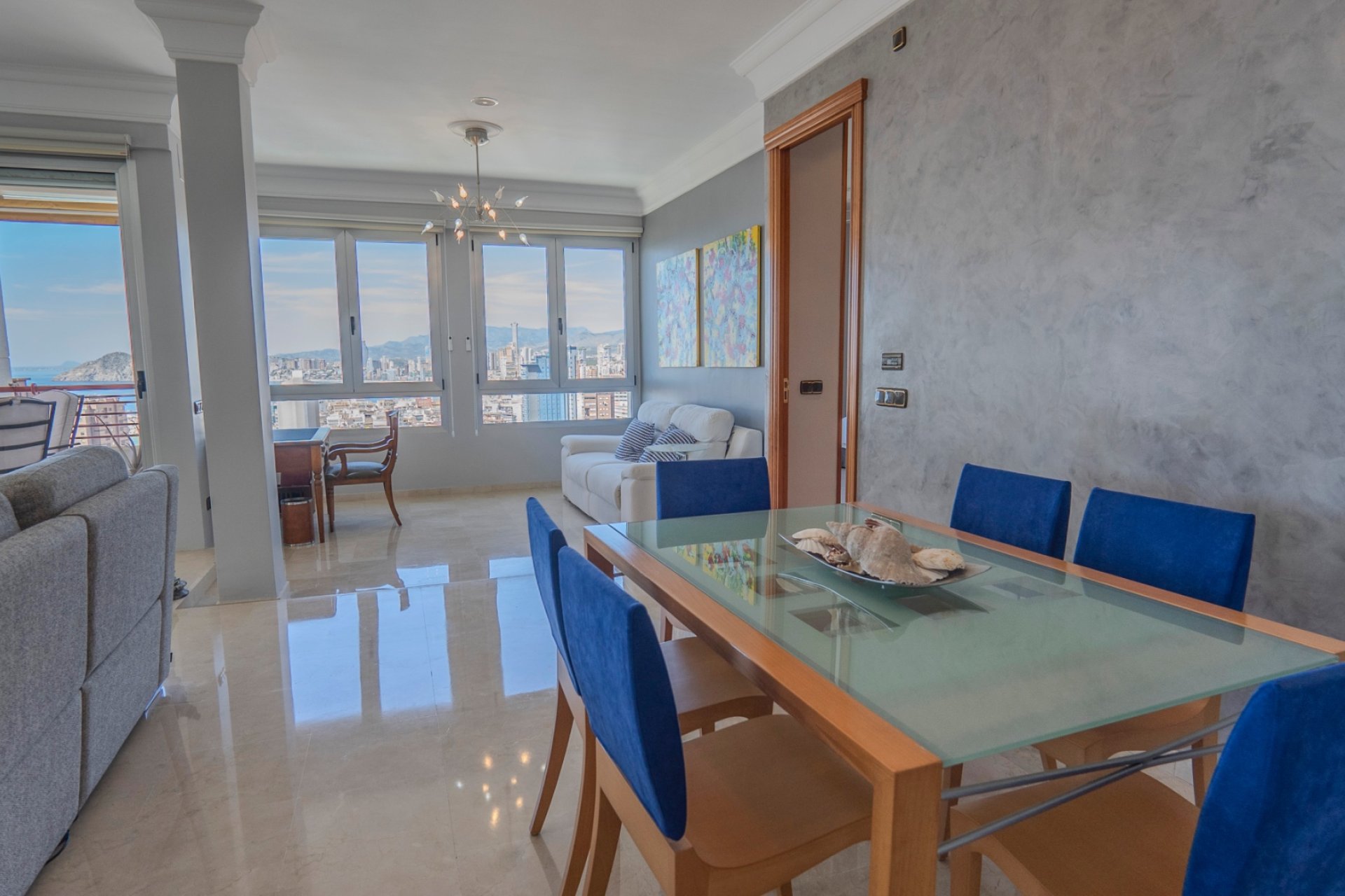 Resale - Apartments -
Benidorm