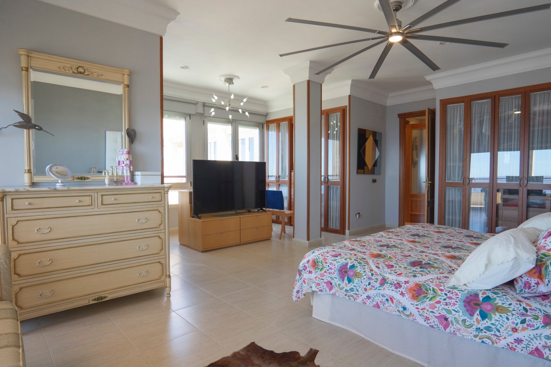 Resale - Apartments -
Benidorm