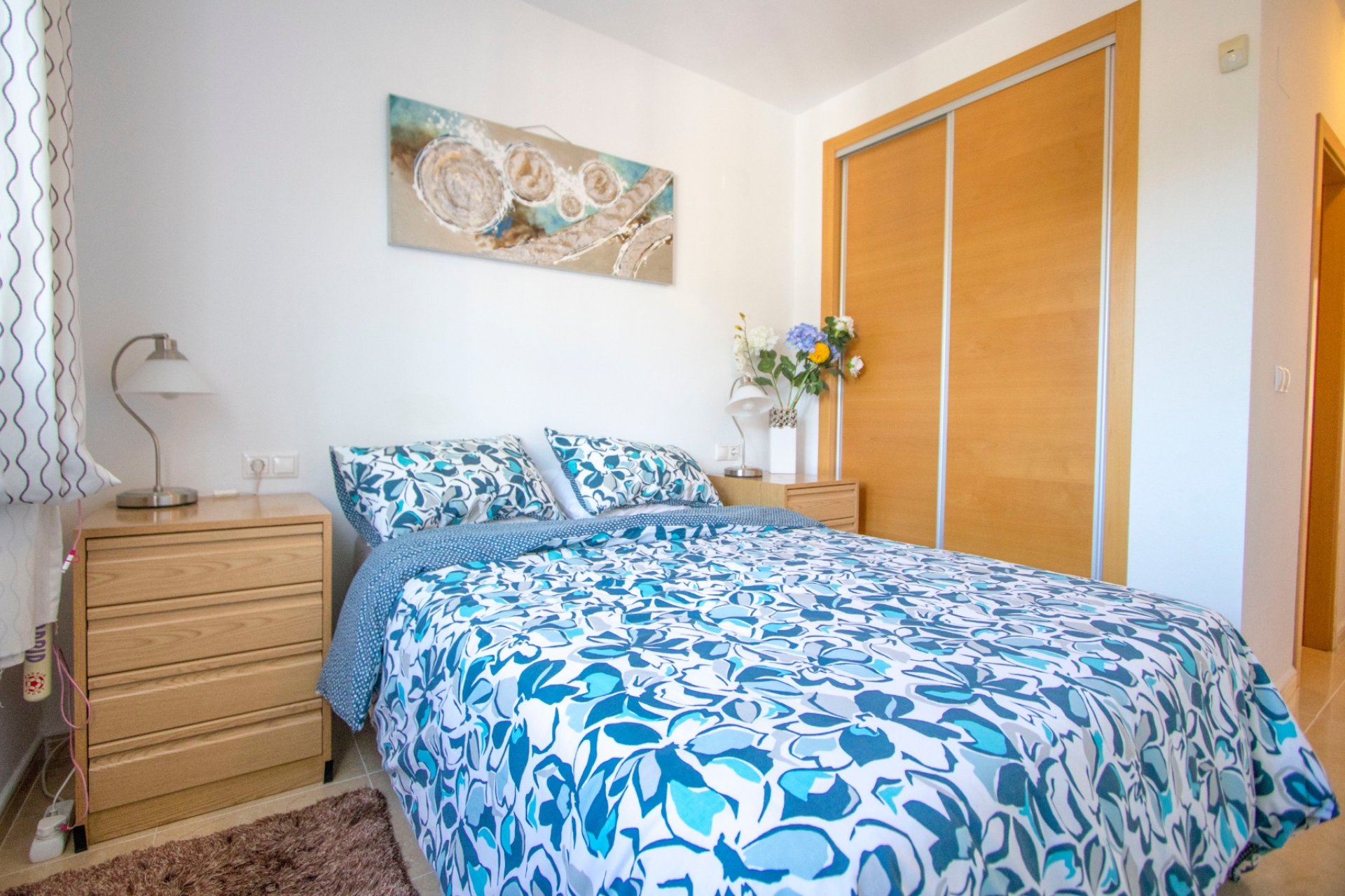 Resale - Apartments -
Cox