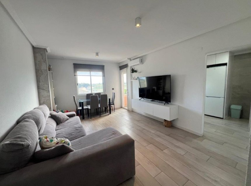 Resale - Apartments -
Dolores