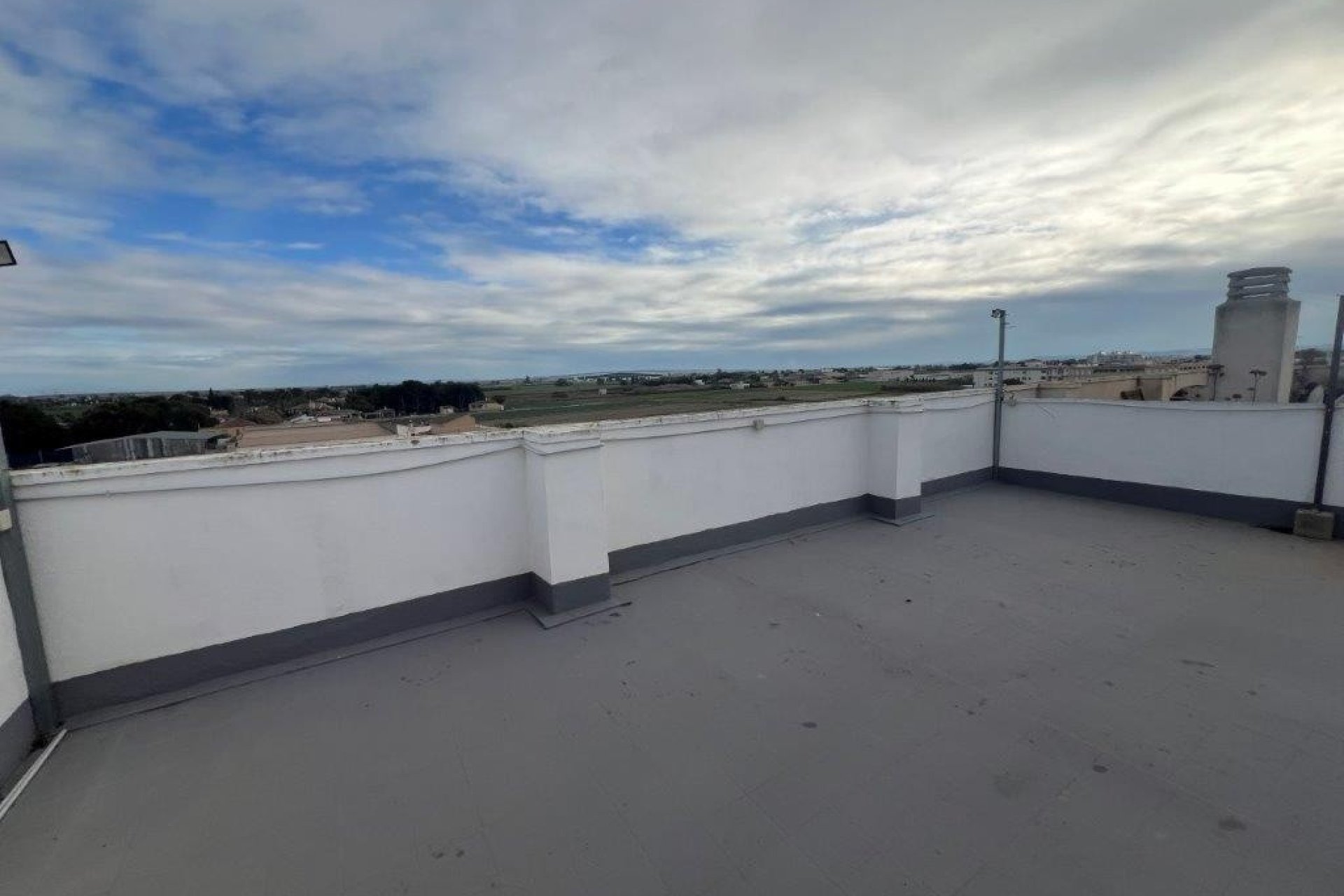 Resale - Apartments -
Dolores