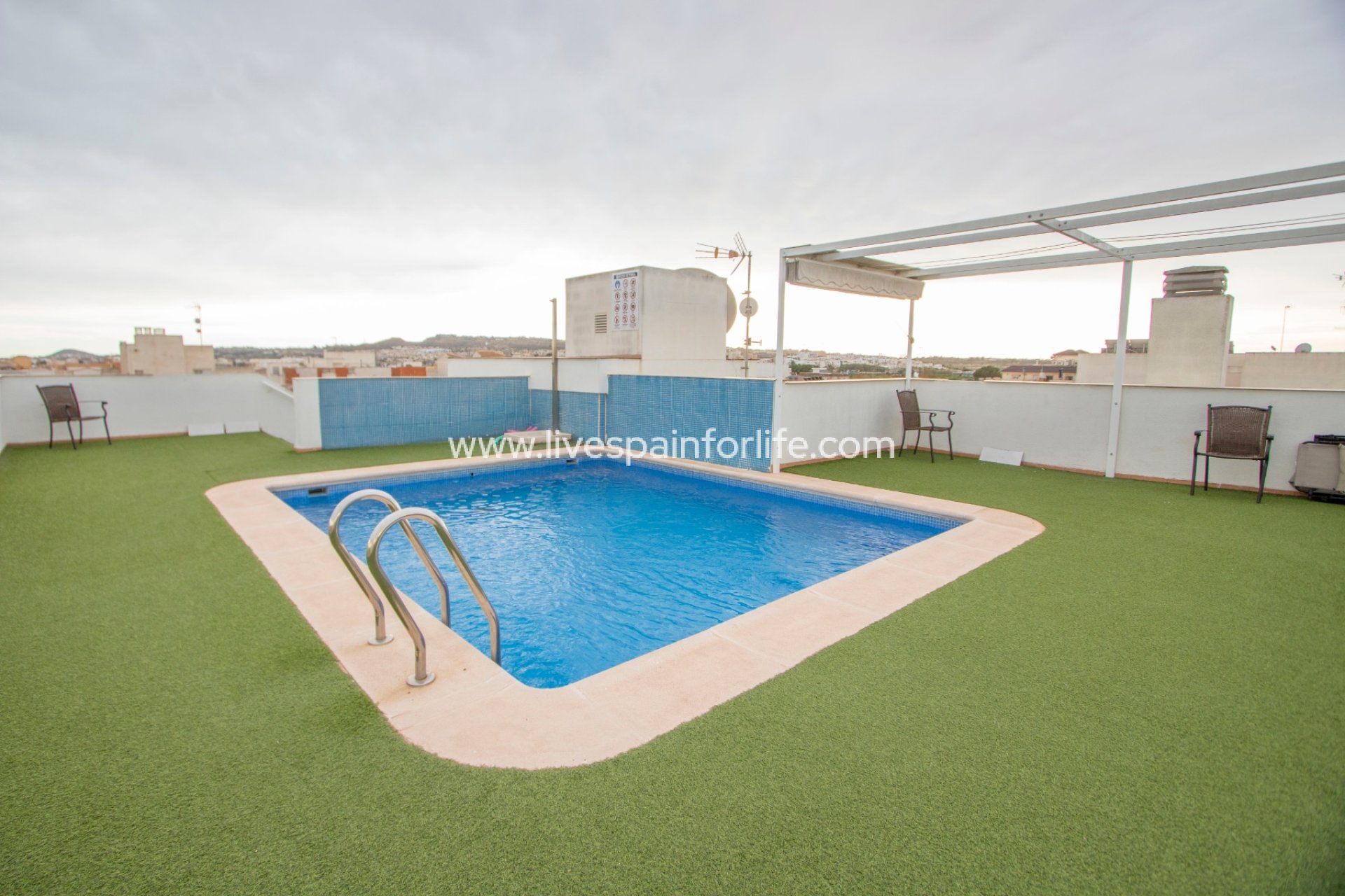 Resale - Apartments -
Formentera Del Segura