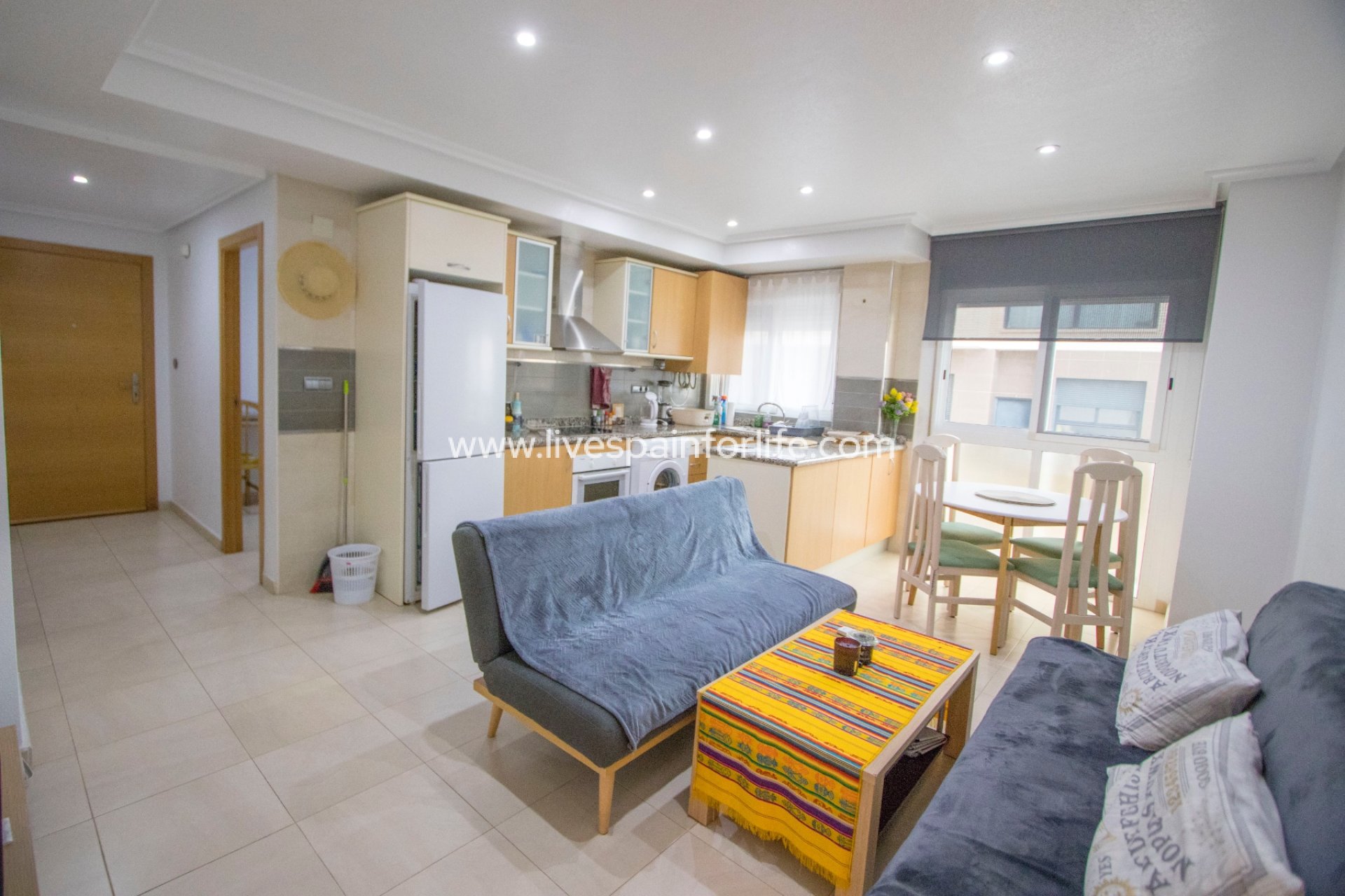 Resale - Apartments -
Formentera Del Segura