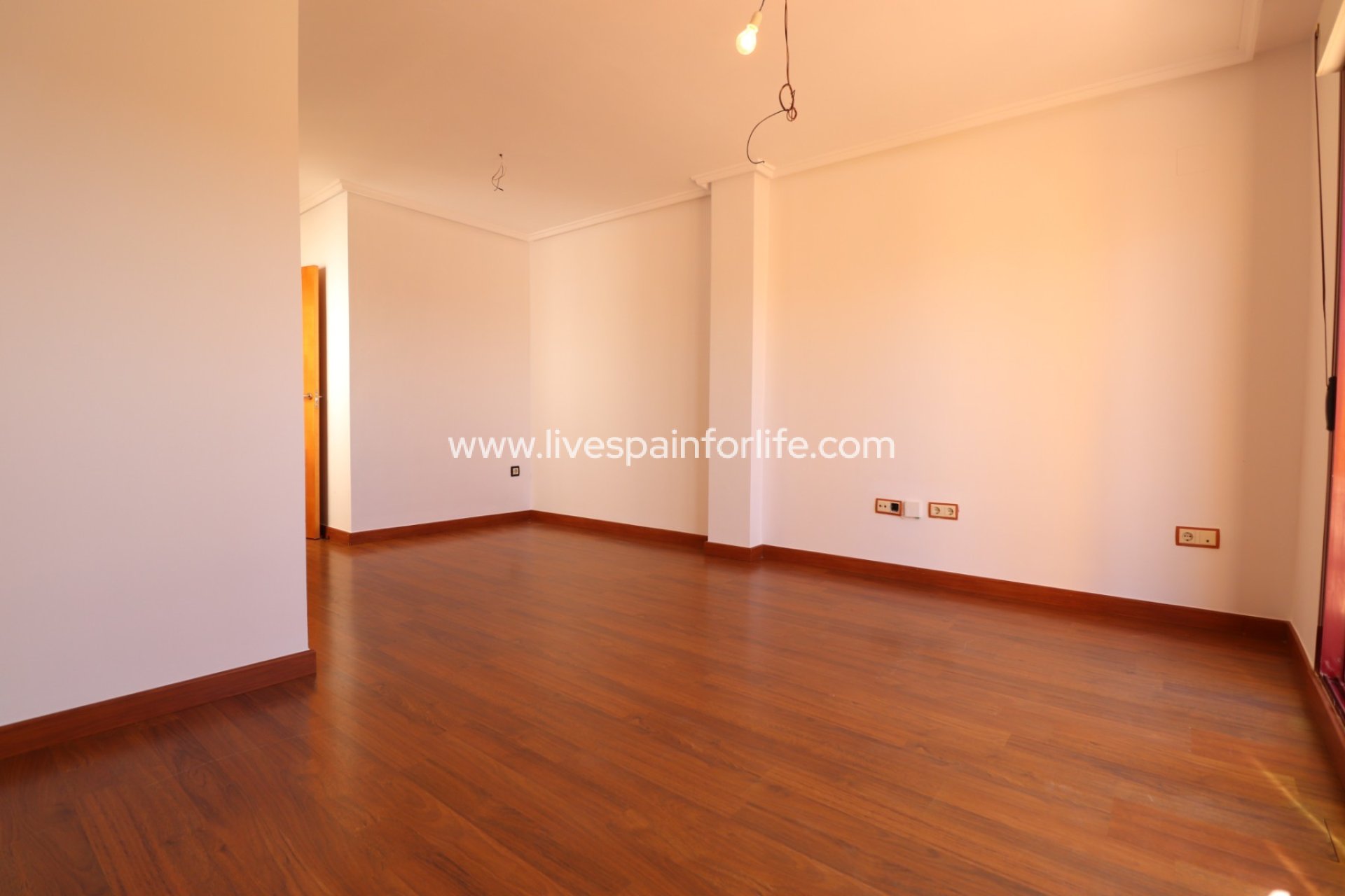 Resale - Apartments -
Formentera Del Segura