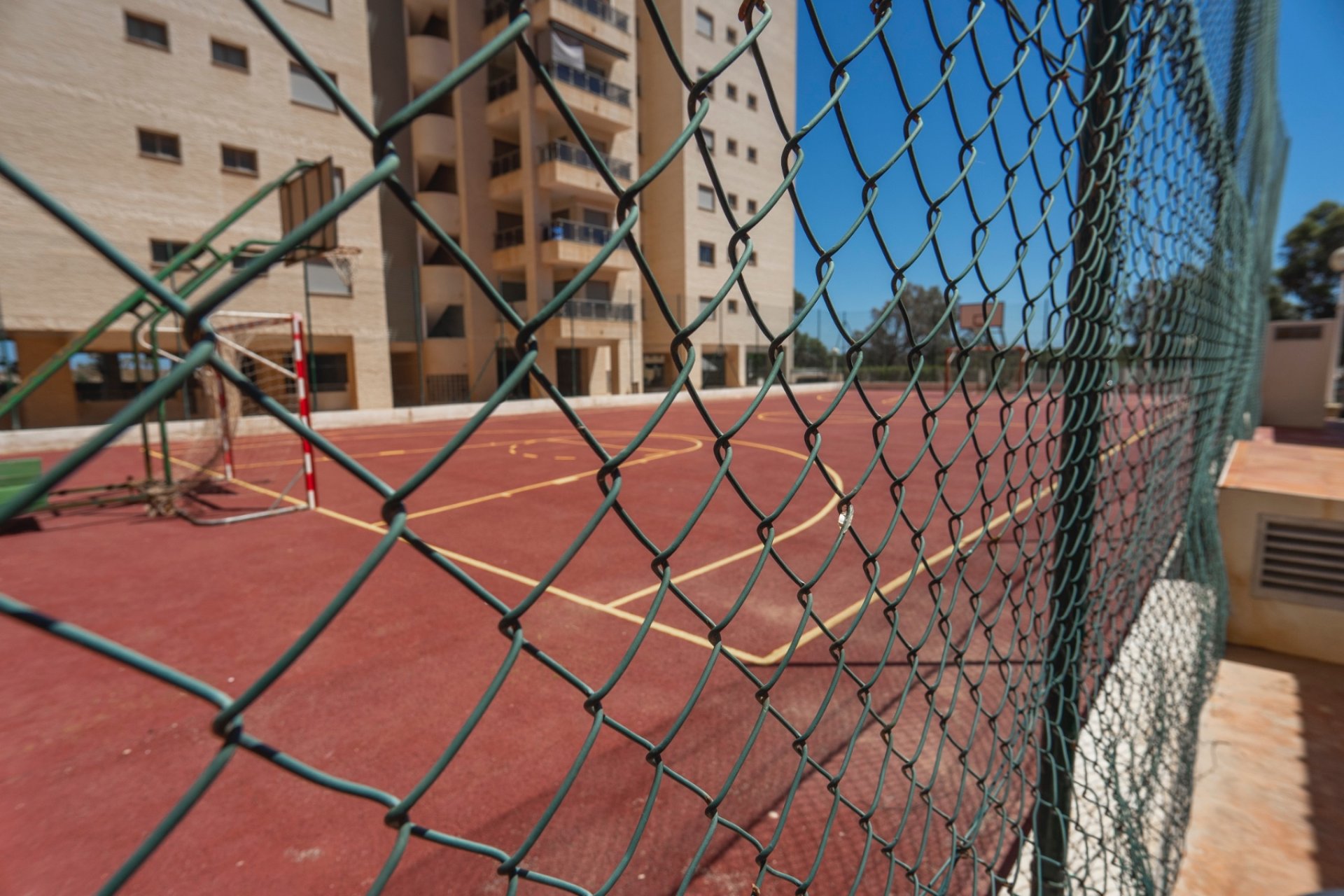 Resale - Apartments -
Guardamar del Segura - Puerto Deportivo