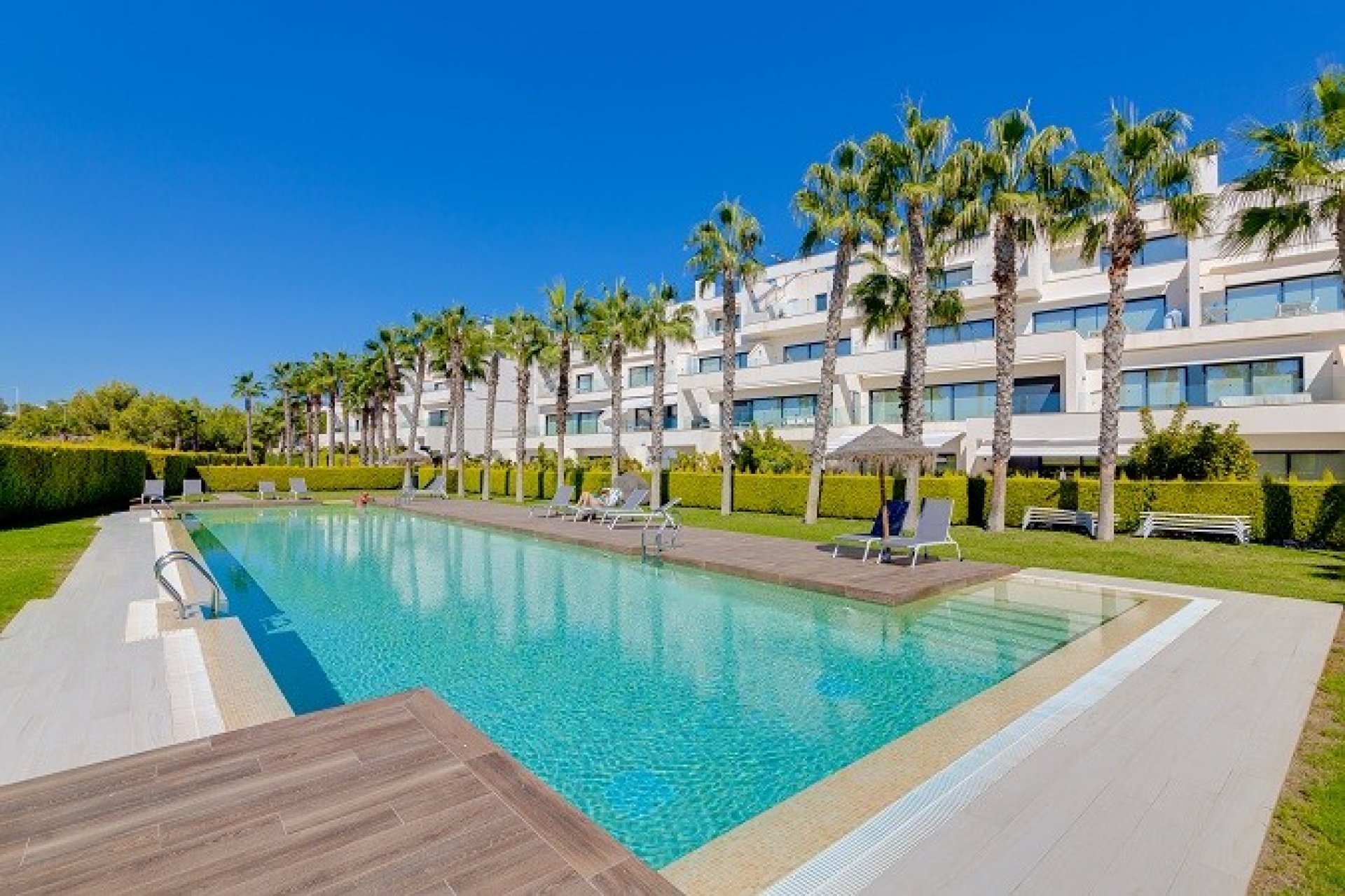 Resale - Apartments -
Las Colinas Golf Resort