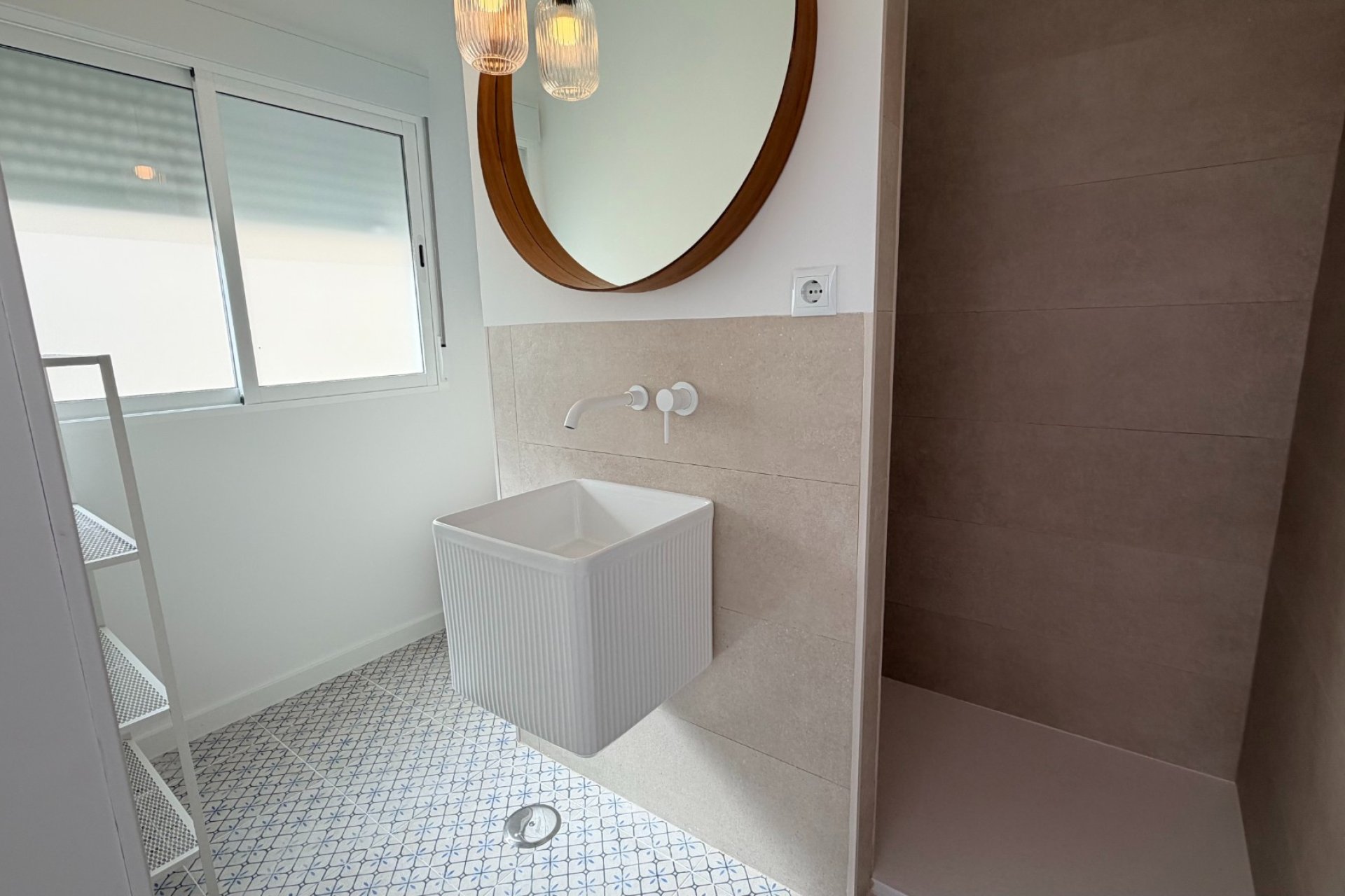 Resale - Apartments -
Lo Pagan - Lo Pagan - Town