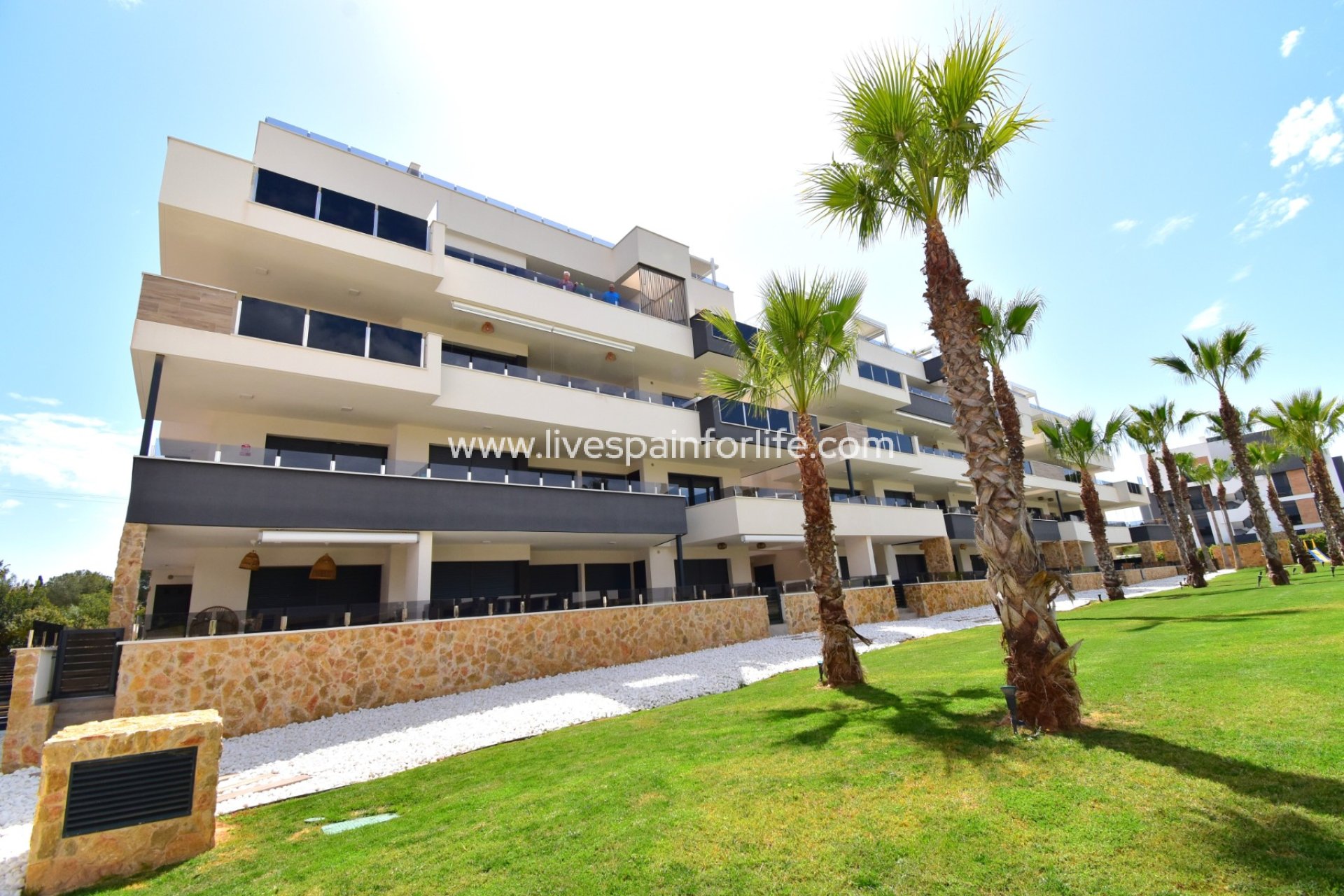 Resale - Apartments -
Orihuela Costa - Los Altos