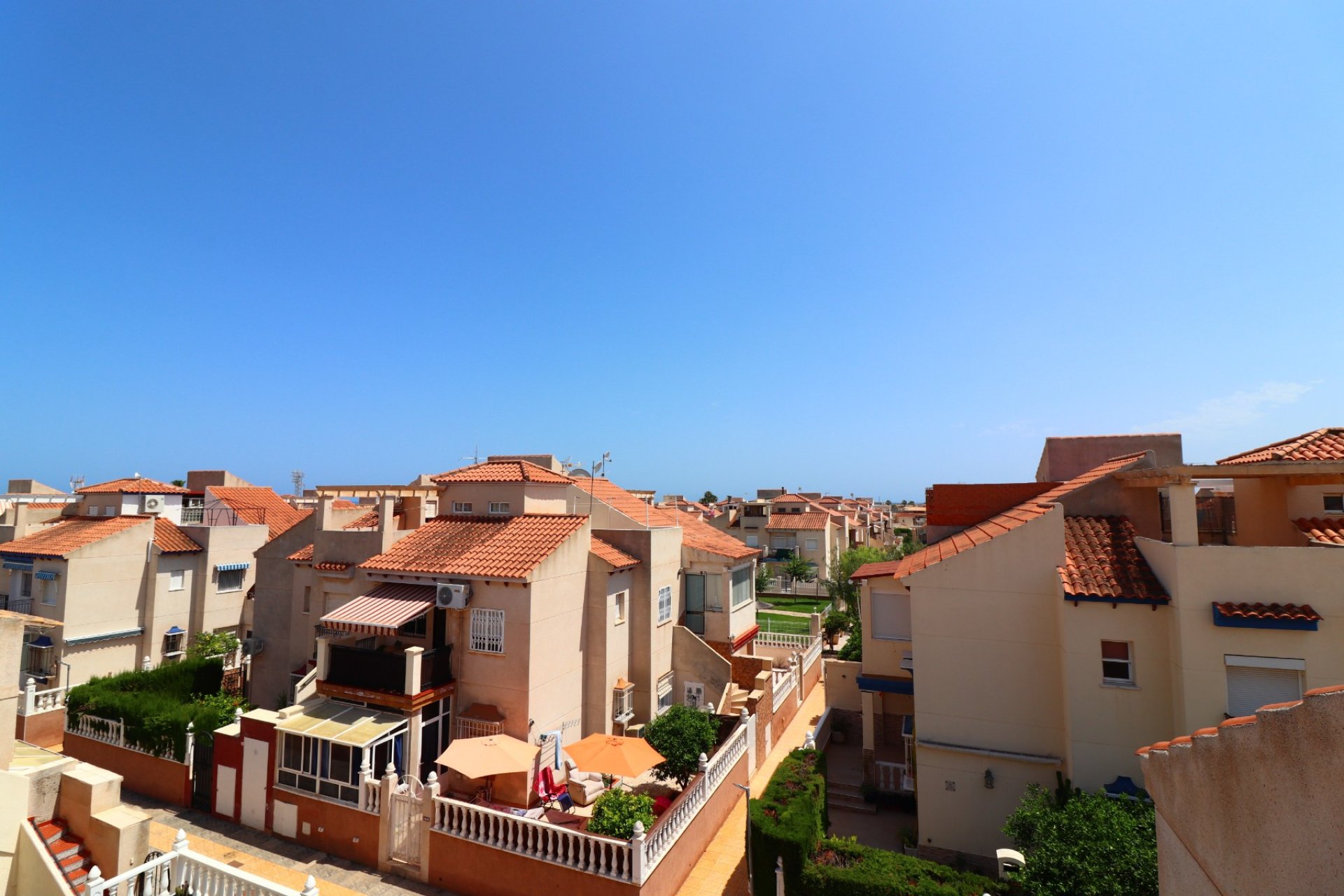 Resale - Apartments -
Orihuela Costa - Playa Flamenca