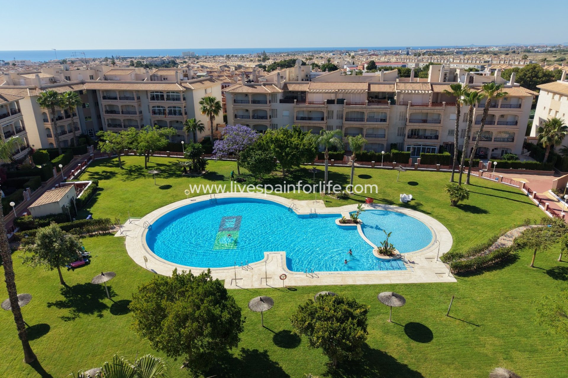 Resale - Apartments -
Orihuela Costa - Playa Flamenca