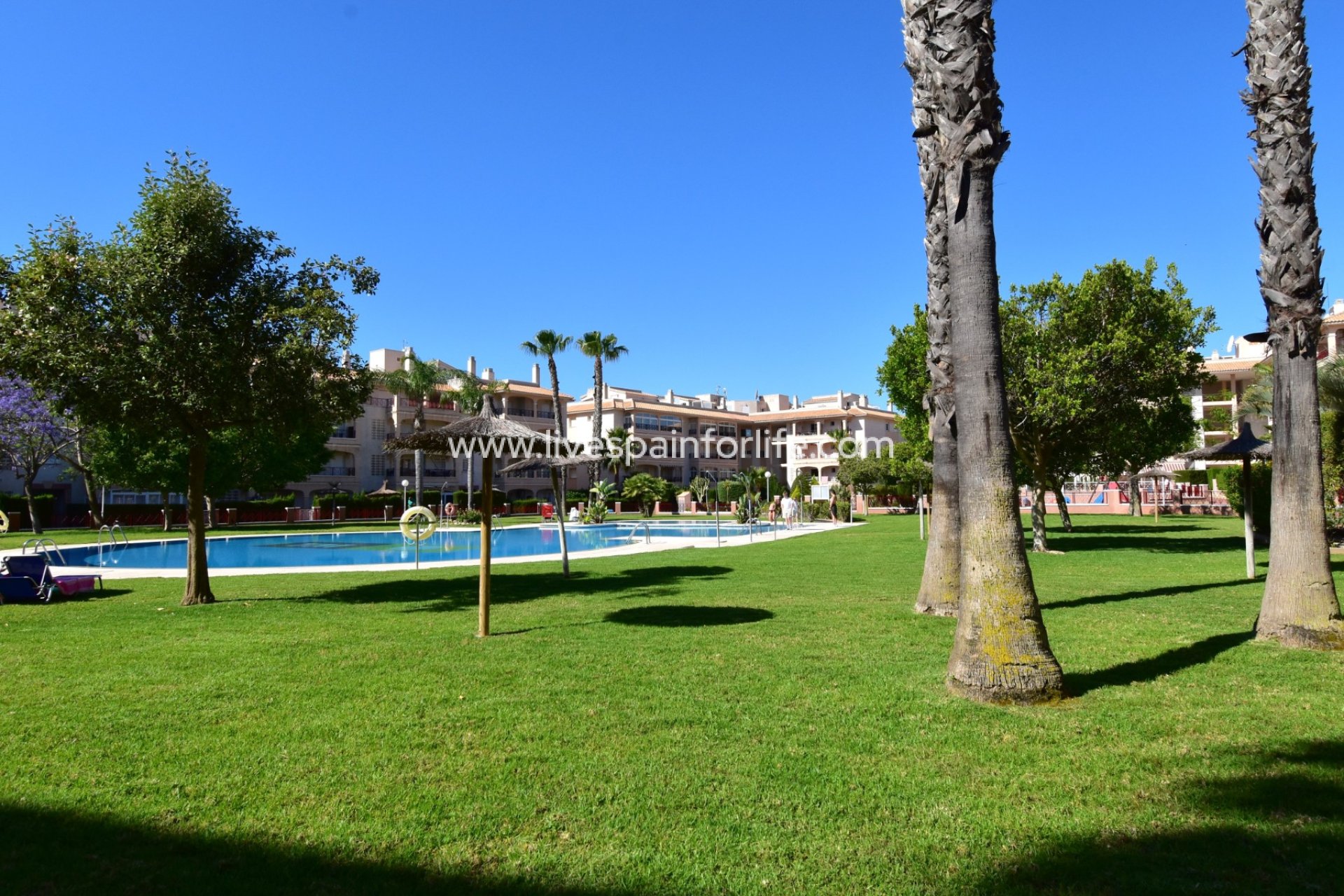 Resale - Apartments -
Orihuela Costa - Playa Flamenca