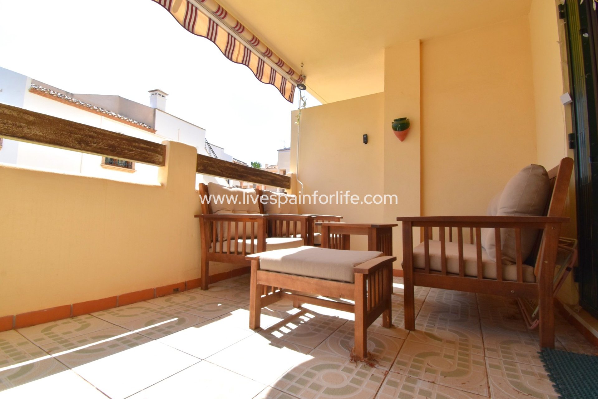 Resale - Apartments -
Orihuela Costa - Playa Flamenca