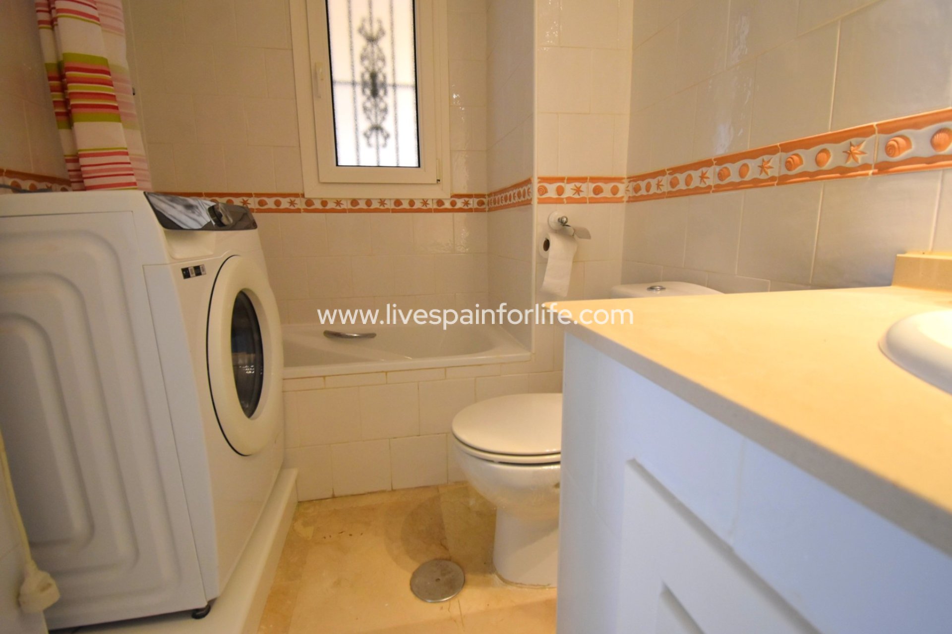 Resale - Apartments -
Orihuela Costa - Playa Flamenca