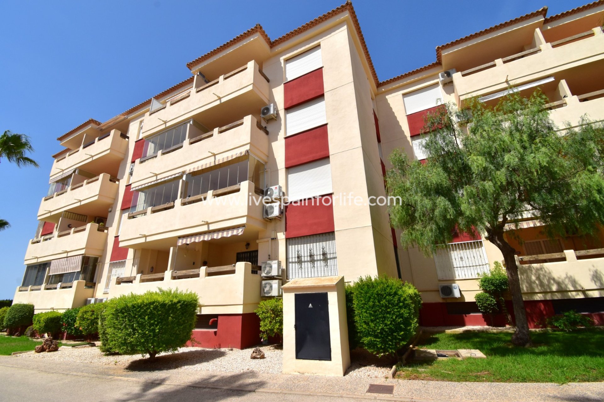 Resale - Apartments -
Orihuela Costa - Playa Flamenca