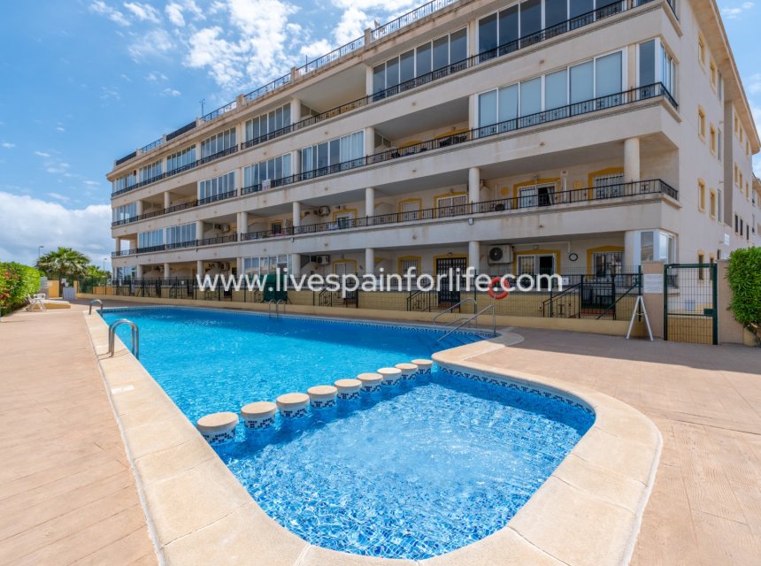 Resale - Apartments -
Orihuela Costa - Playa Flamenca