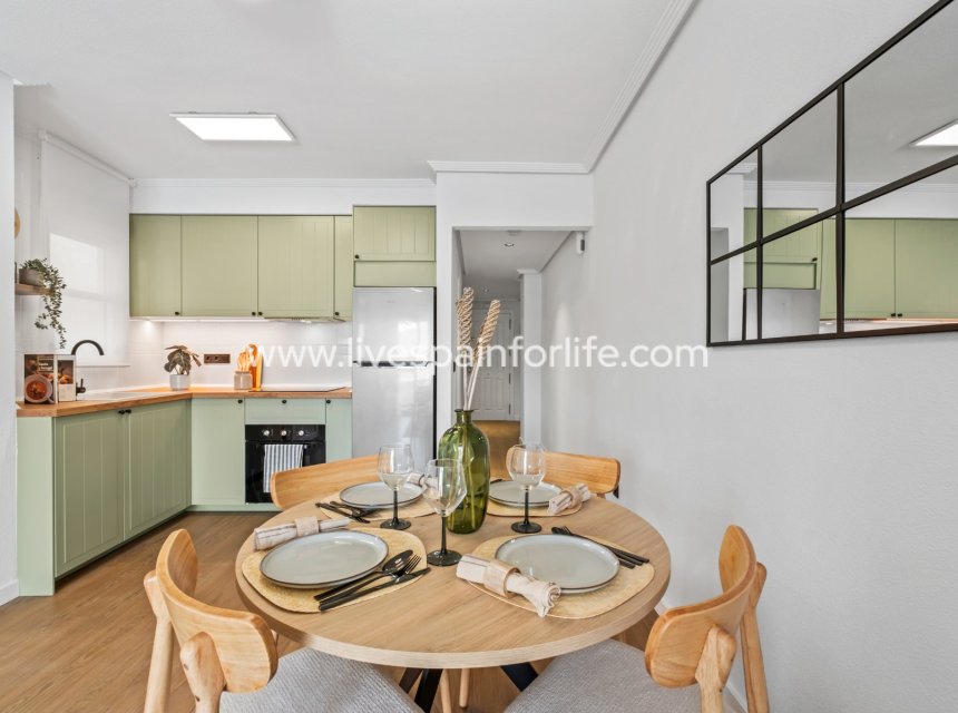 Resale - Apartments -
Orihuela Costa - Playa Flamenca