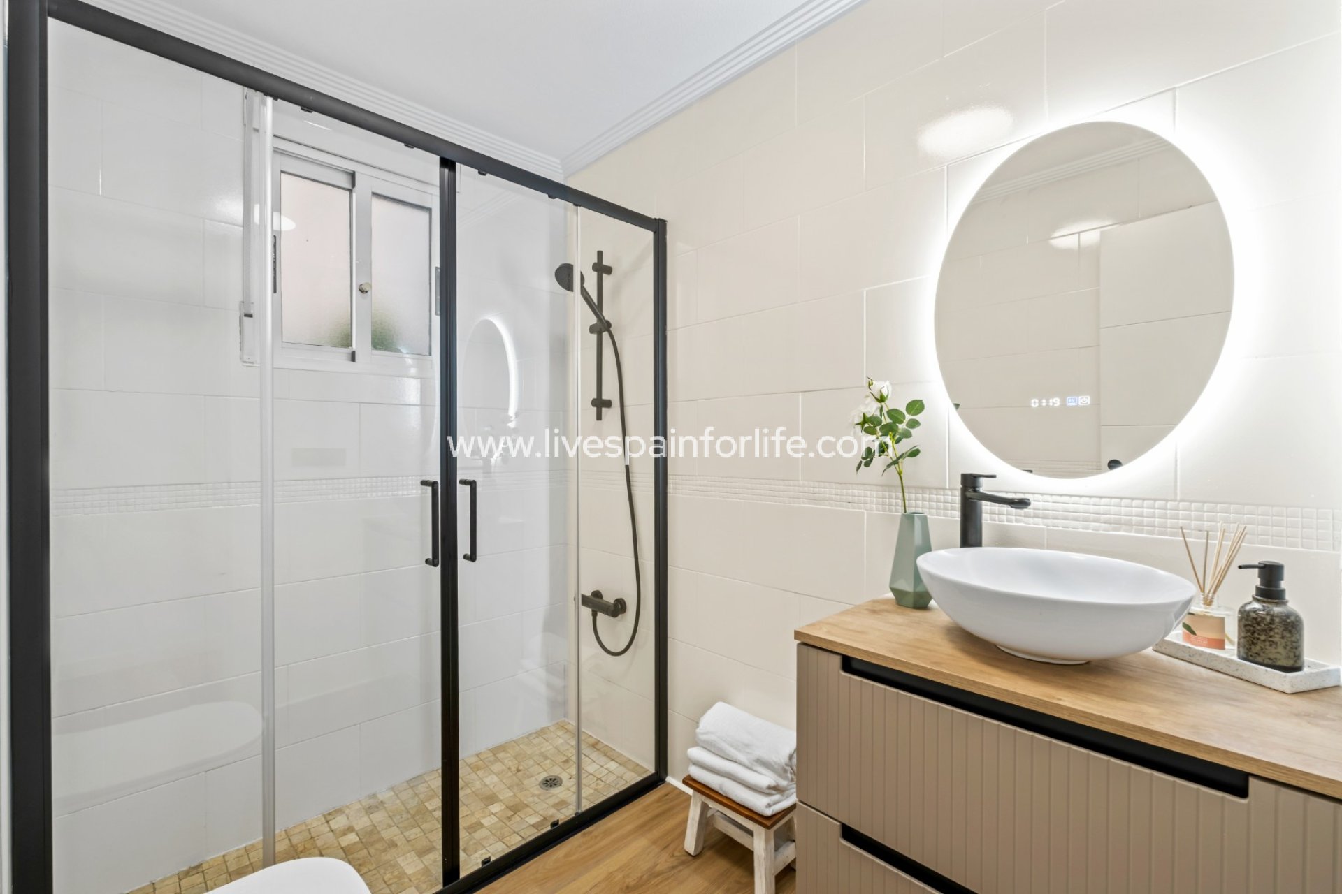 Resale - Apartments -
Orihuela Costa - Playa Flamenca