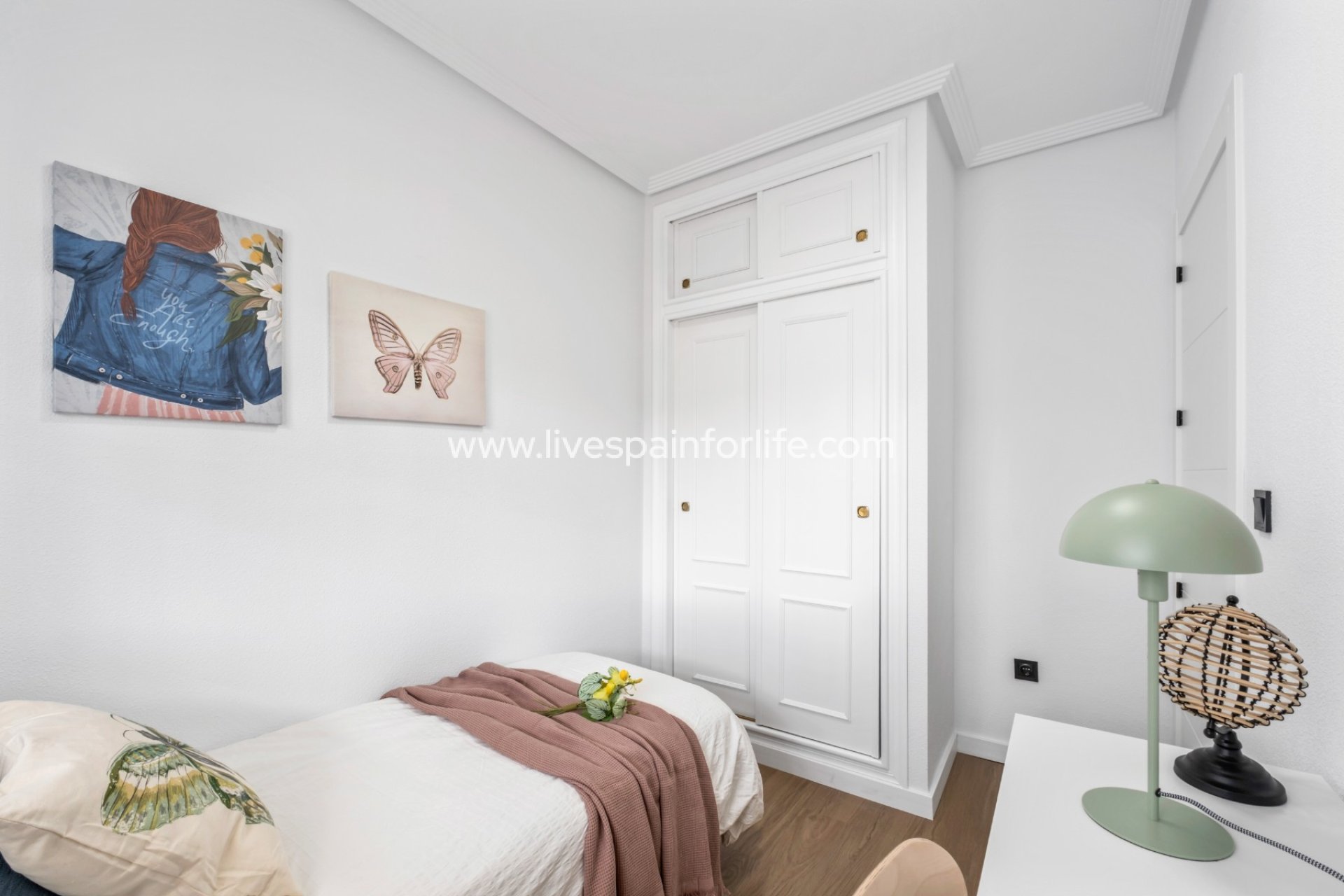 Resale - Apartments -
Orihuela Costa - Playa Flamenca