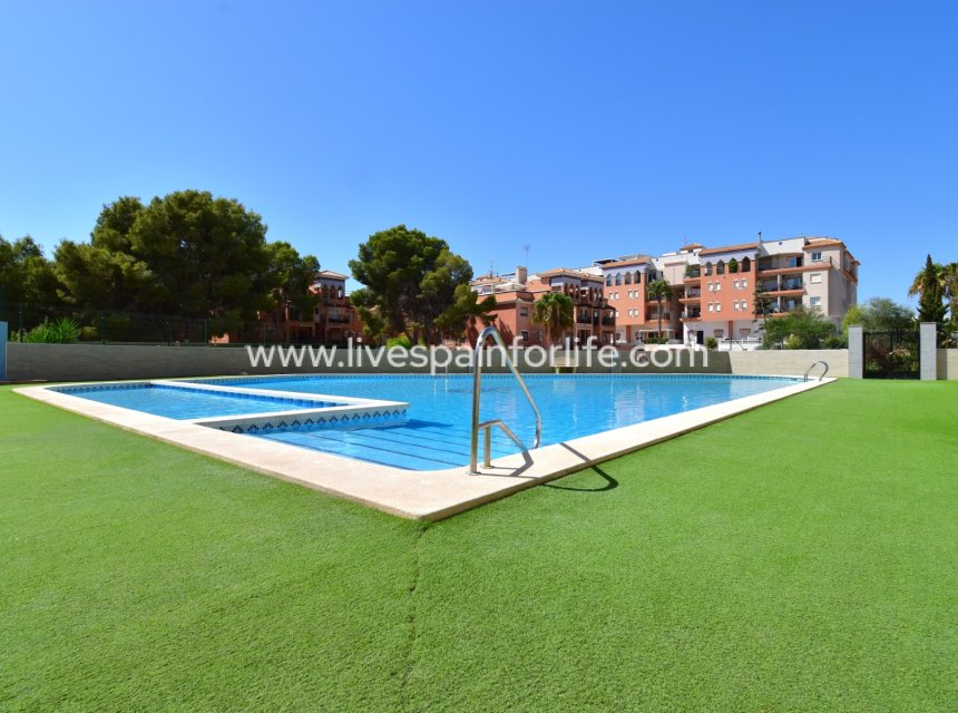 Resale - Apartments -
Orihuela Costa - Playa Flamenca