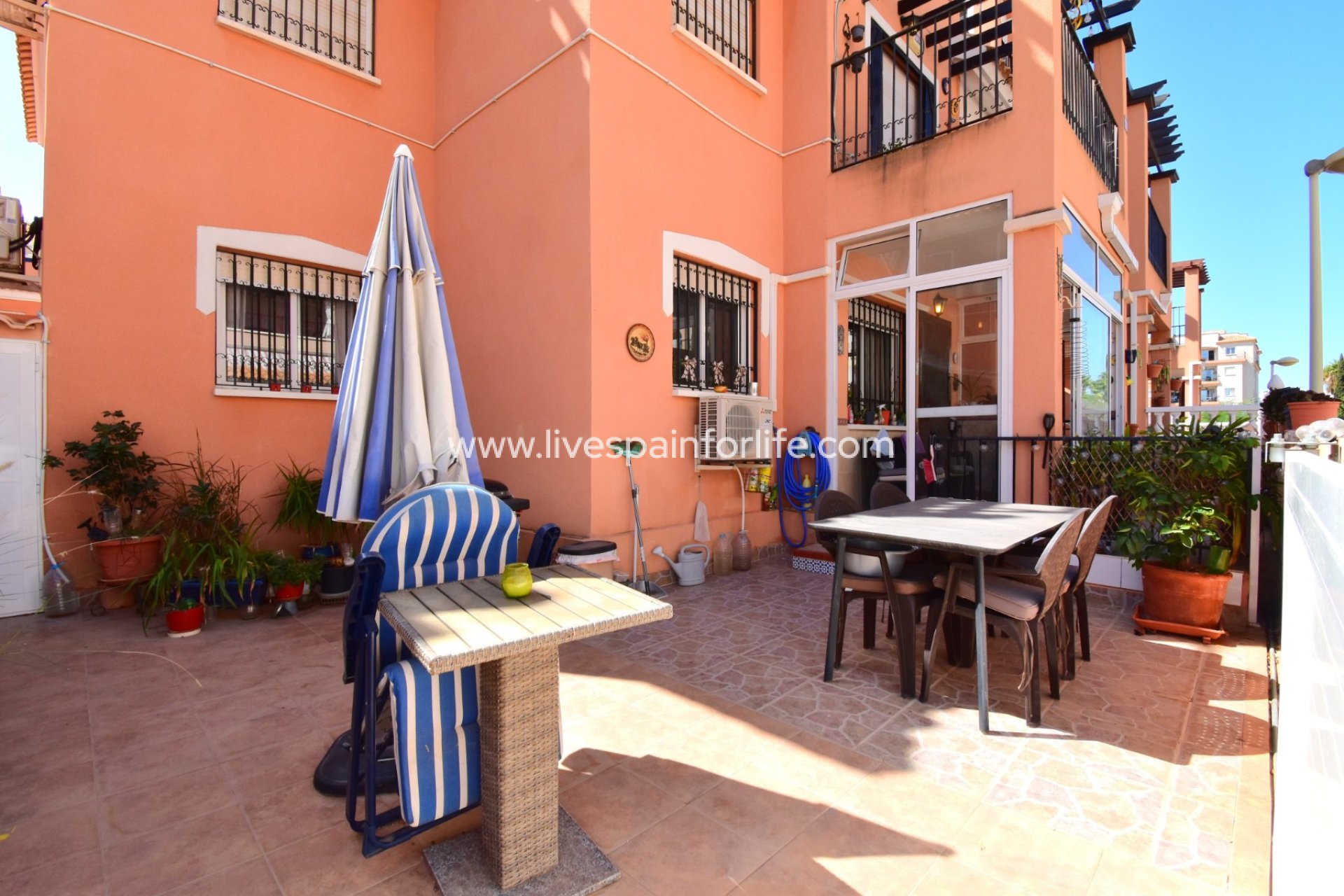 Resale - Apartments -
Orihuela Costa - Playa Flamenca