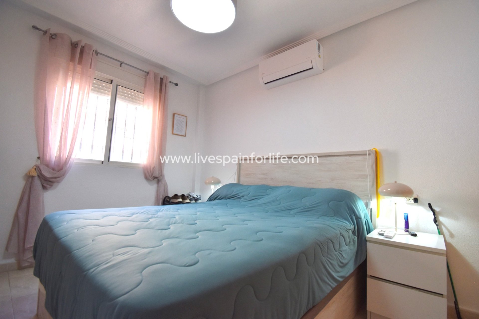 Resale - Apartments -
Orihuela Costa - Playa Flamenca