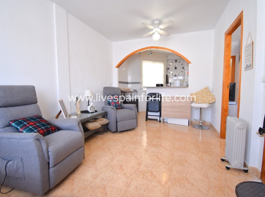 Resale - Apartments -
Orihuela Costa - Playa Flamenca