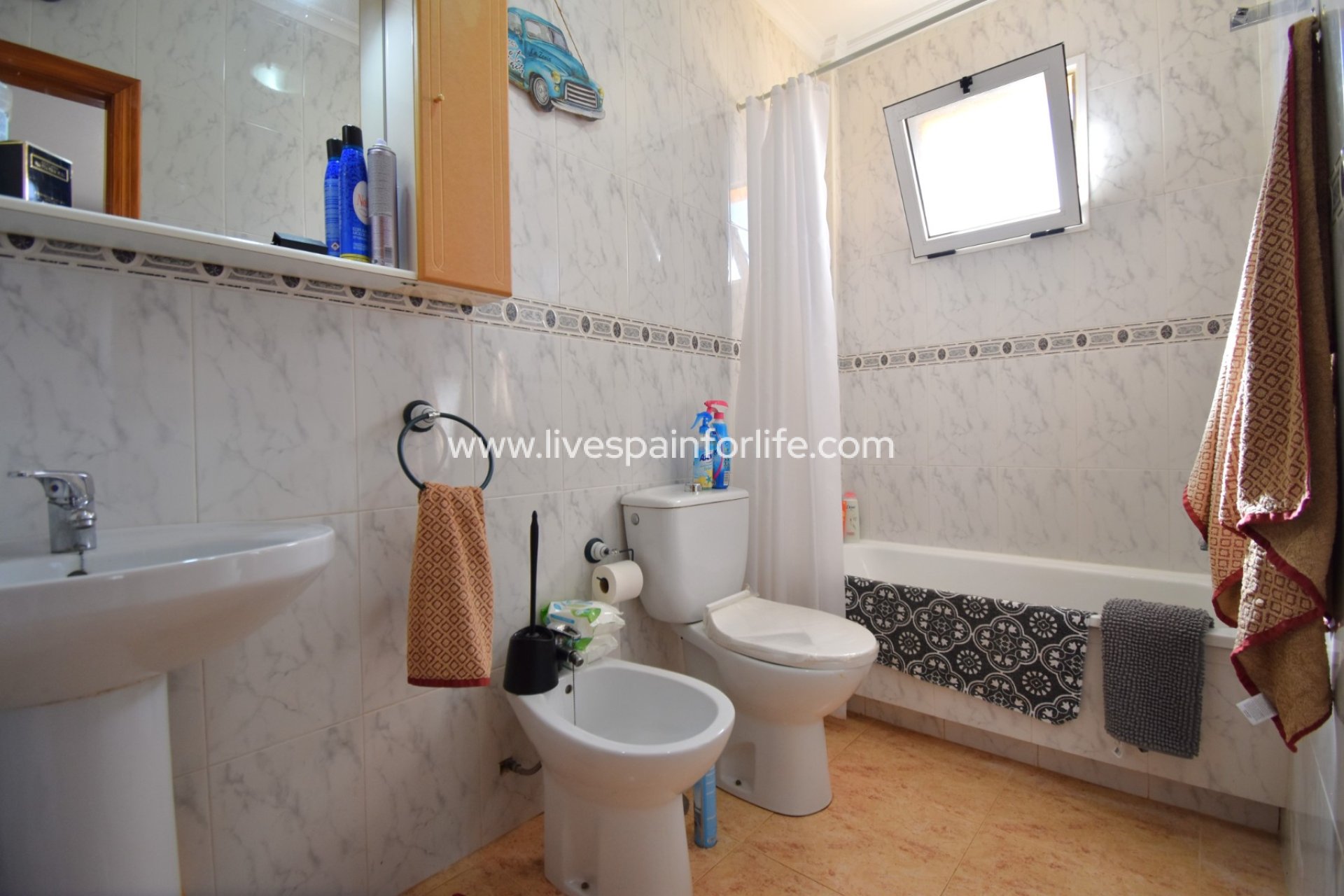 Resale - Apartments -
Orihuela Costa - Playa Flamenca