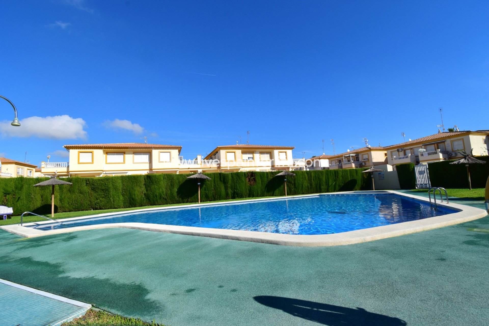 Resale - Apartments -
Orihuela Costa - Playa Flamenca